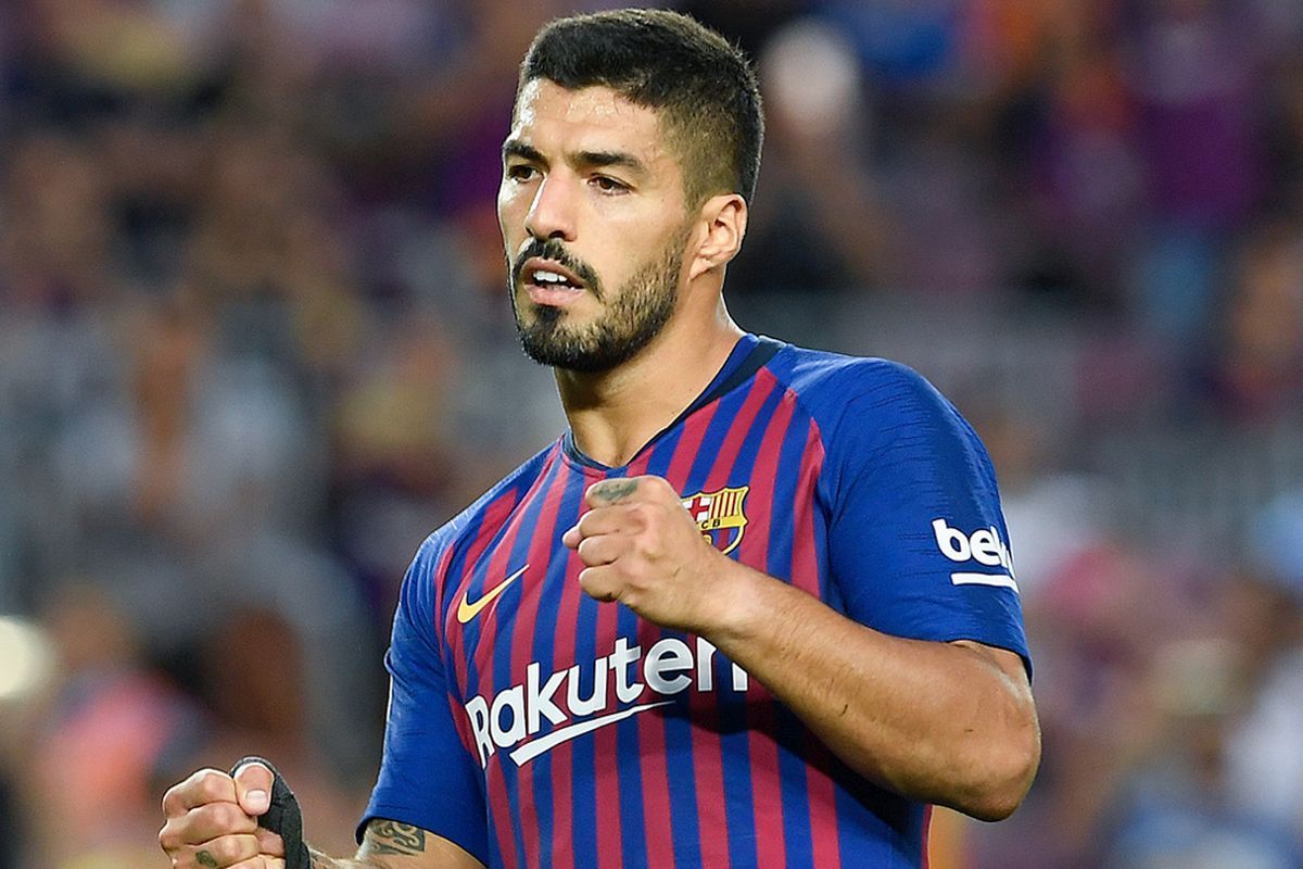 The 37-year old son of father Rodolfo Suárez and mother Sandra Suárez Luis Suárez in 2024 photo. Luis Suárez earned a 16 million dollar salary - leaving the net worth at 40 million in 2024