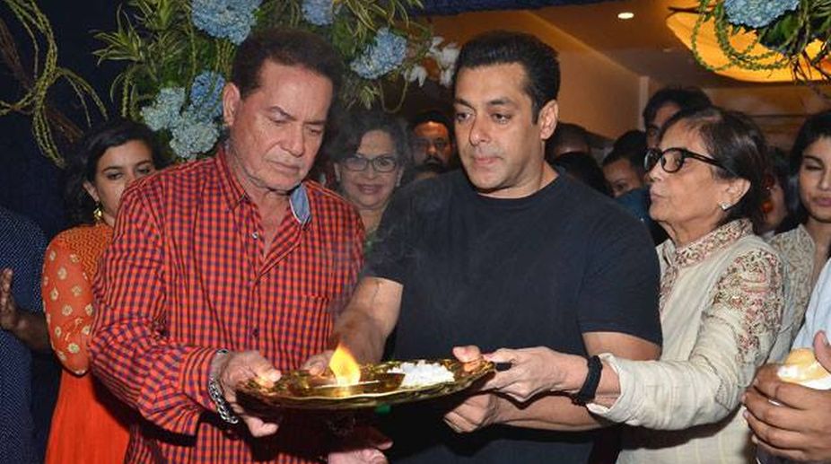 B-Town celebs welcome Ganpati Bappa!