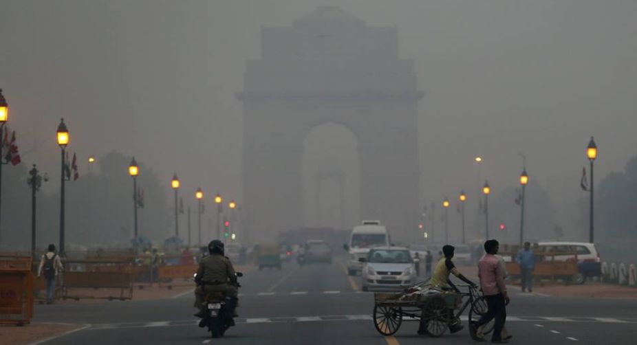 Air pollution: Haze continues to shroud Delhi