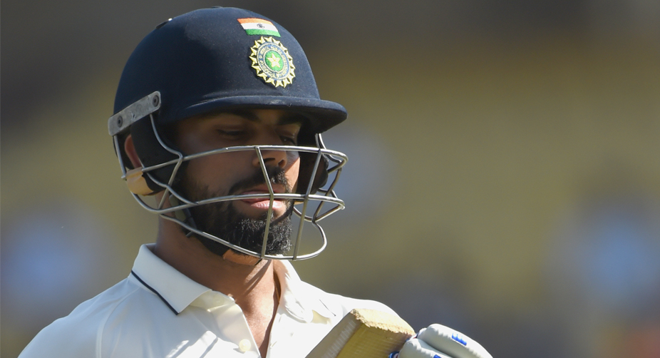 England strike early but dogged India still in contention