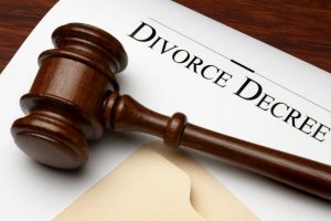 Husband’s dislike of wife’s friends ups divorce risk