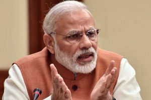 Modi calls Cabinet meeting over demonetisation issue