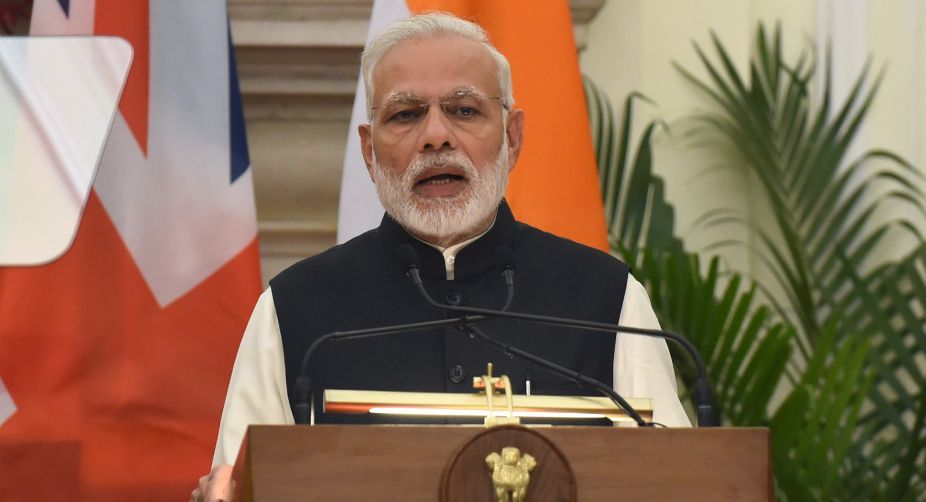 Modi invites foreign firms to invest in oil, gas sector
