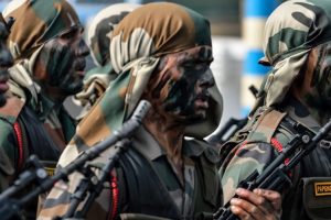 BSF trooper martyred, 7 soldiers hurt in LoC firing