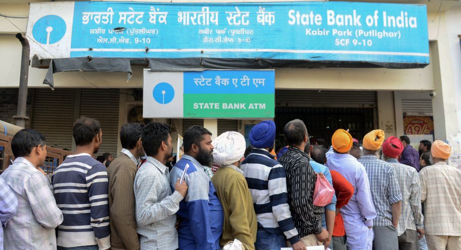 Send 40% currency to rural areas: RBI tells banks