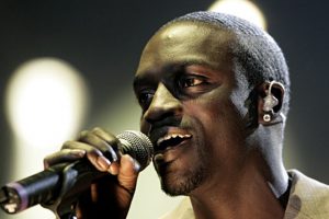 Kanye West victim of ‘Kardashian curse’: Akon
