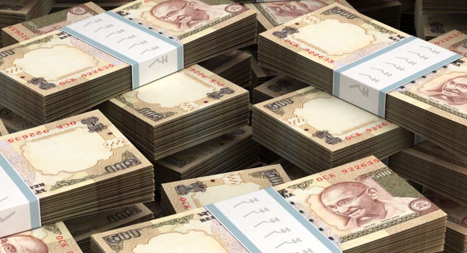 Four held, Rs 6.58 crore in old currency seized