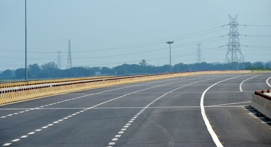 12 new expressways to be constructed: Gadkari