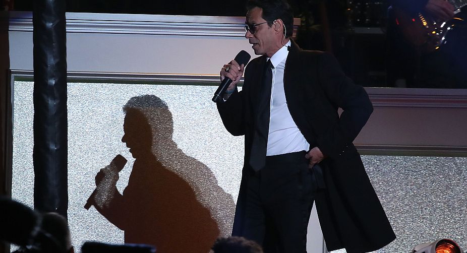 Marc Anthony singing at the US National Christmas tree lighting ceremony (Photo: AFP) img