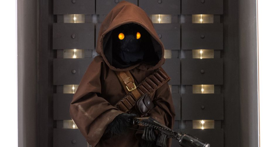 A science fiction fan dressed as a Jawa from Star Wars attends the convention (Photo: Oli Scarff/AFP) img