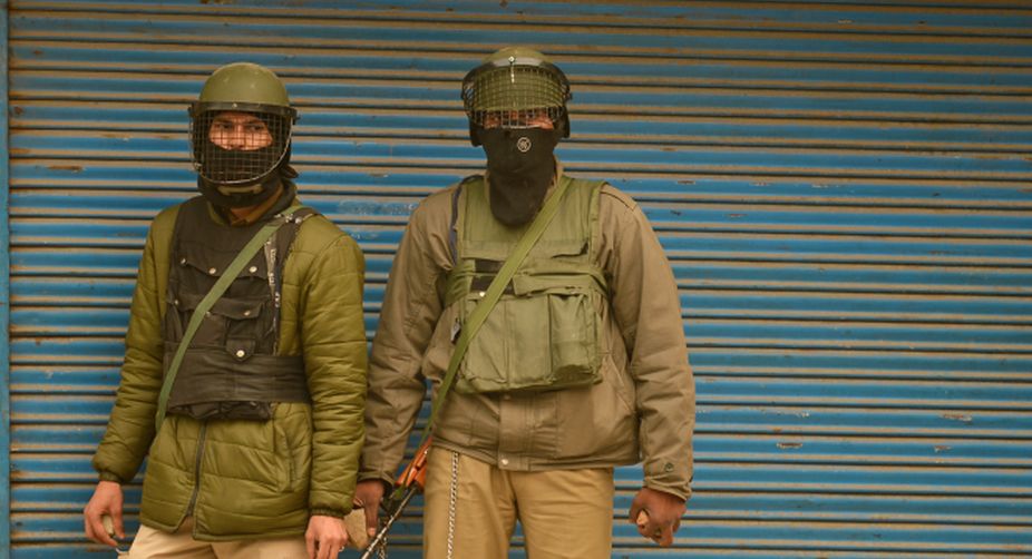 Four injured in Srinagar grenade explosion