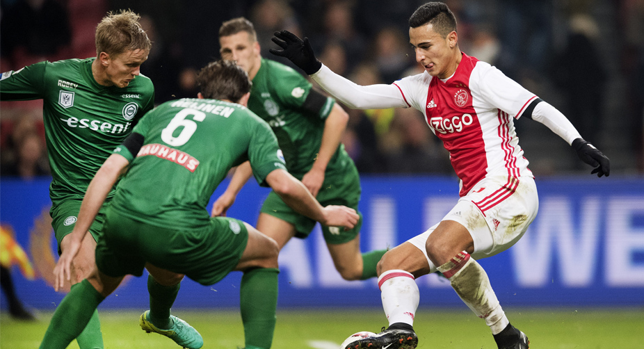 Feyenoord, Ajax stay neck and neck in Dutch Eredivisie