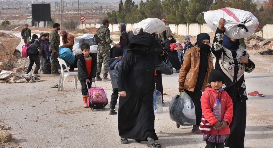 Rebel groups prevent evacuated Shias from reaching Aleppo