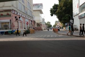 Chennai shuts down to pay homage to iconic Jayalalithaa