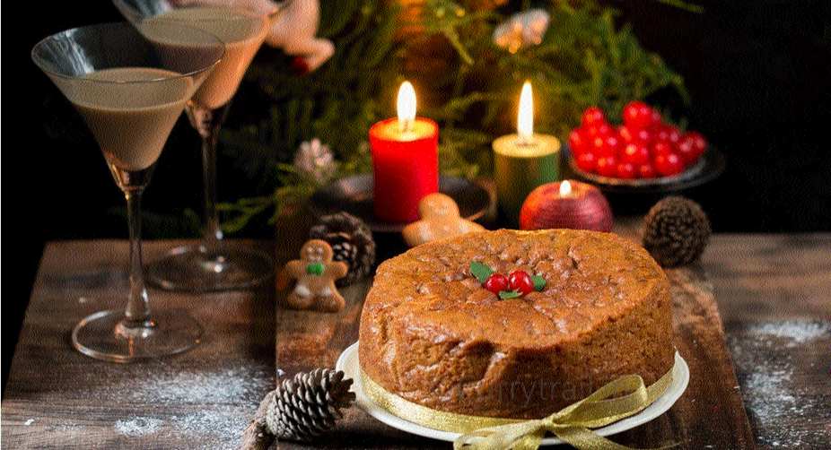 Italy bakes world’s biggest Christmas cake panettone
