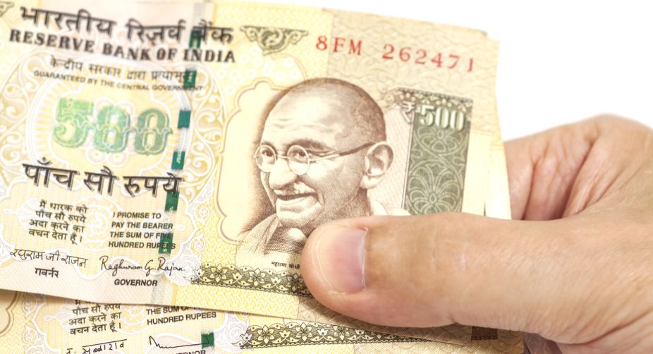 NRIs need to show old notes to Customs at airport