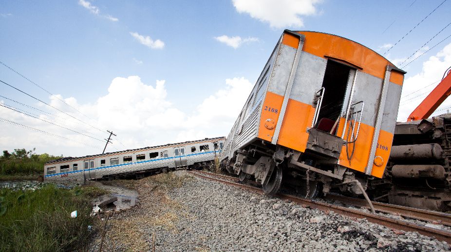 Eight coaches of goods train derail in UP