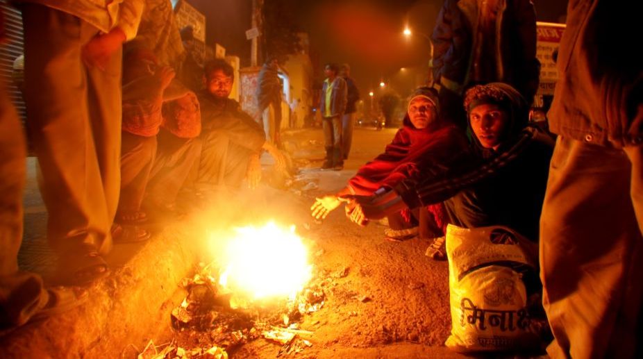Leh town freezes at minus 18, Srinagar shivers at minus 5