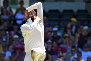 Lyon predicts tough India tour for Australia