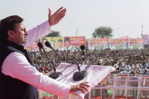 Akhilesh junks PM’s claim of ISI role in Kanpur train mishap