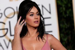 Katy Perry says she never had plastic surgery