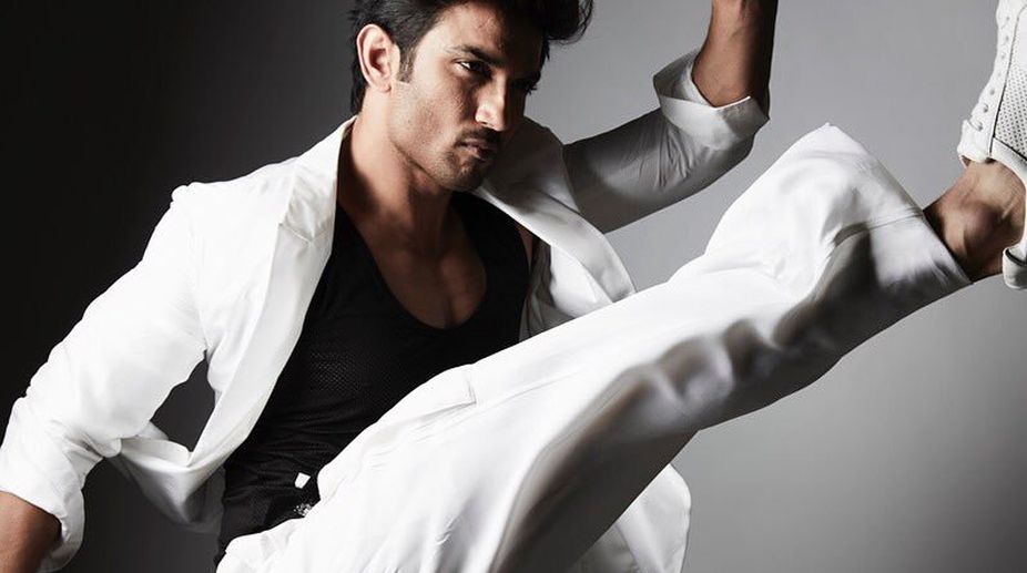 Sushant Singh Rajput shows of new moves in ‘Main Tera Boyfriend’