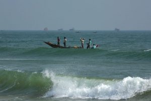 5 fishermen from Tamil Nadu arrested by Lankan Navy