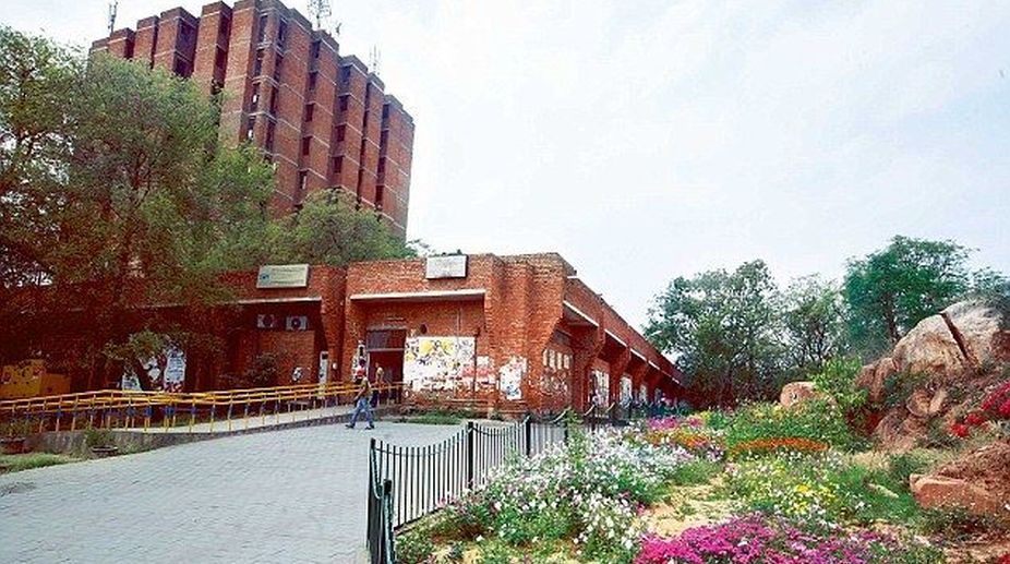 JNU barred for outsiders on polling day