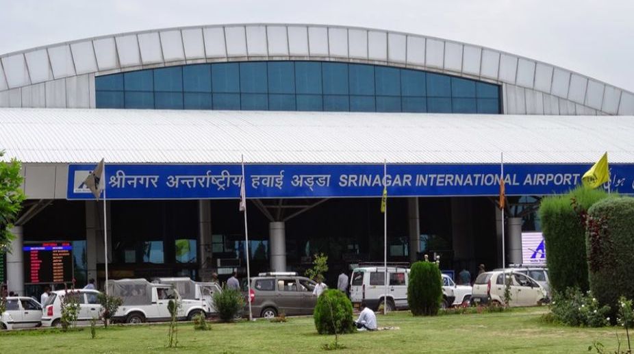 Flight operations resume in Srinagar after 4 days