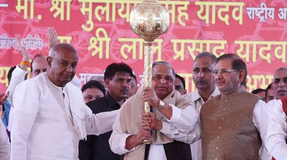 Mulayam assails SP-Cong alliance, says will not campaign