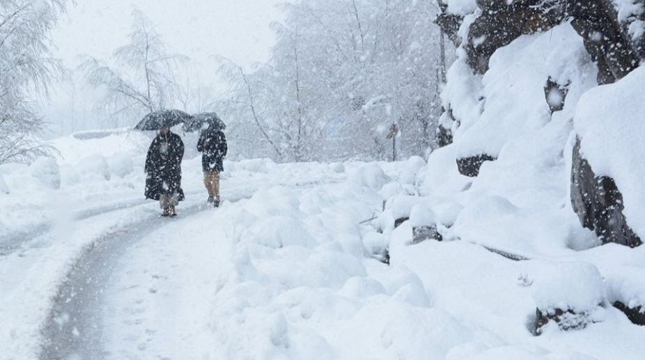 Leh freezes at minus 11.3, cold wave sweeps valley