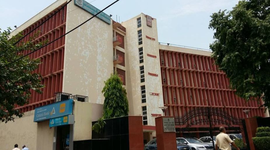 UGC queries varsities on CBCS