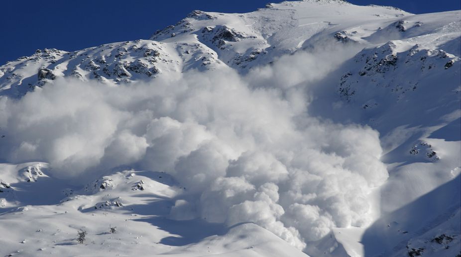 24 hours medium danger avalanche warning issued for parts of J-K