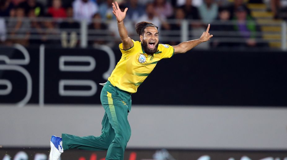 Tahir shines as South Africa thrash New Zealand in T20I