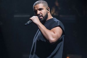 Drake is having child with model