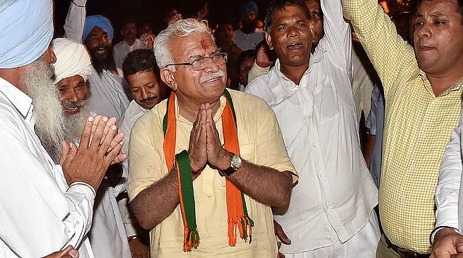 Cold storages licenses to be given to farmers: Khattar