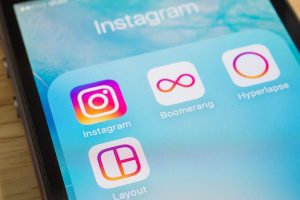 Share multi-photo album on Instagram now