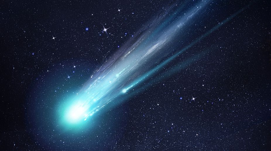 Rosetta probe records growing crack on comet