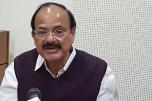 Naidu pitches for political unity to combat terror