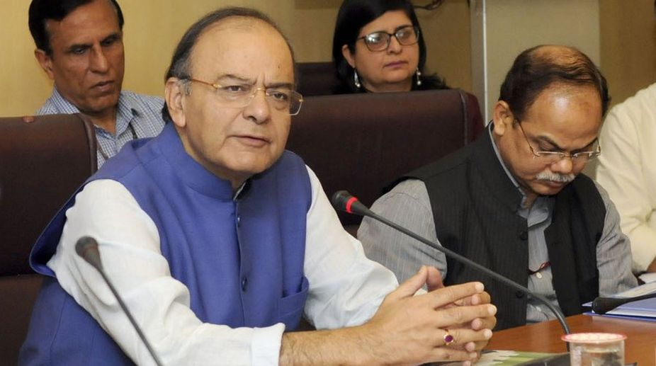 No proposal to withdraw new Rs.2,000 notes: Arun Jaitley
