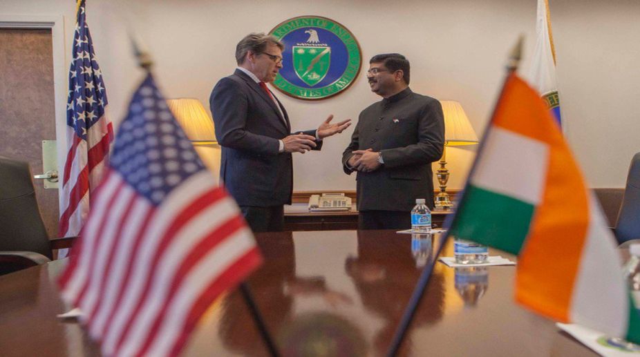 Pradhan meets US energy secretary, discusses LNG deal