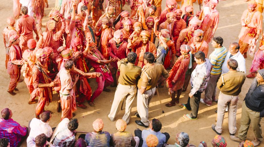 15 MP Police officials suspended over Holi revelry