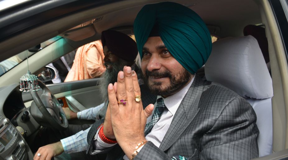 Navjot Sidhu off hook for culpable homicide, SC fines him Rs 1,000 for ‘causing injury’