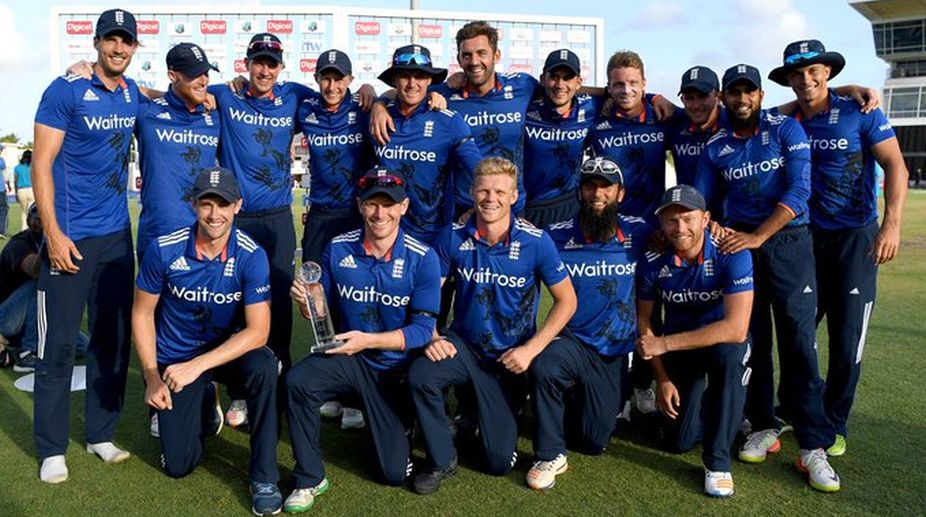 Be brave and smile, ECB tells England cricketers