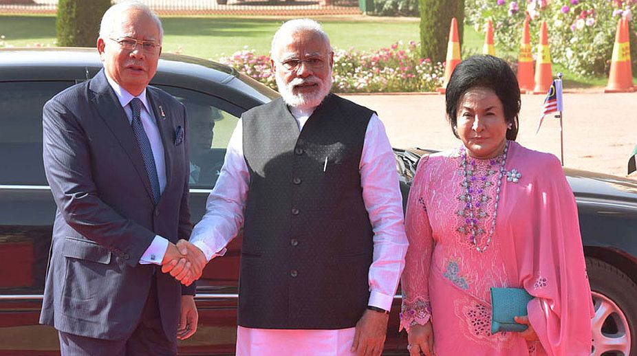 Malaysian PM Najib Razak meets PM Modi, receives ceremonial welcome