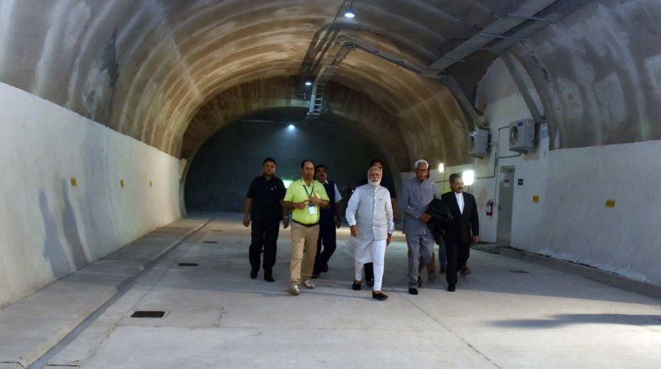 Some Kashmiris throw rocks, others hew them to build tunnels: PM Modi
