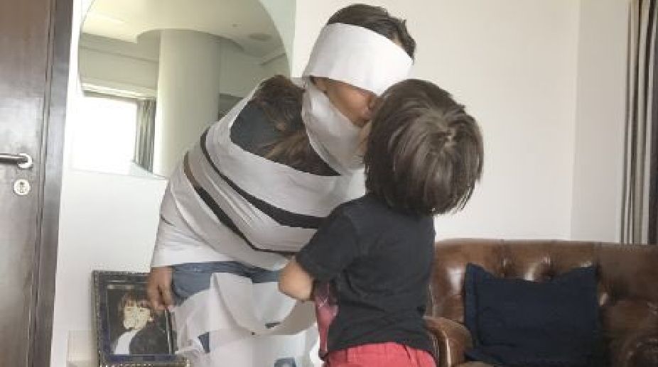 AbRam, Gauri Khan’s cute ‘The Mummy’ moment