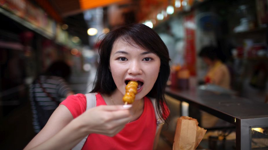 China’s food prices drop, inflation to be low