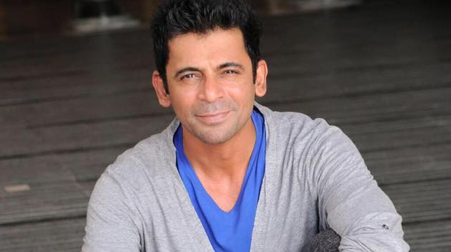 What does Sunil Grover want to say with his new cryptic message?