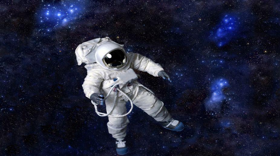 NASA scientists developing metal fabrics for use in space